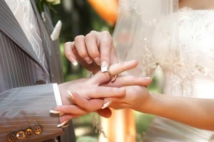 เลือกแหวนแต่งงานเจ้าบ่าวอย่างไร ให้โดนใจ